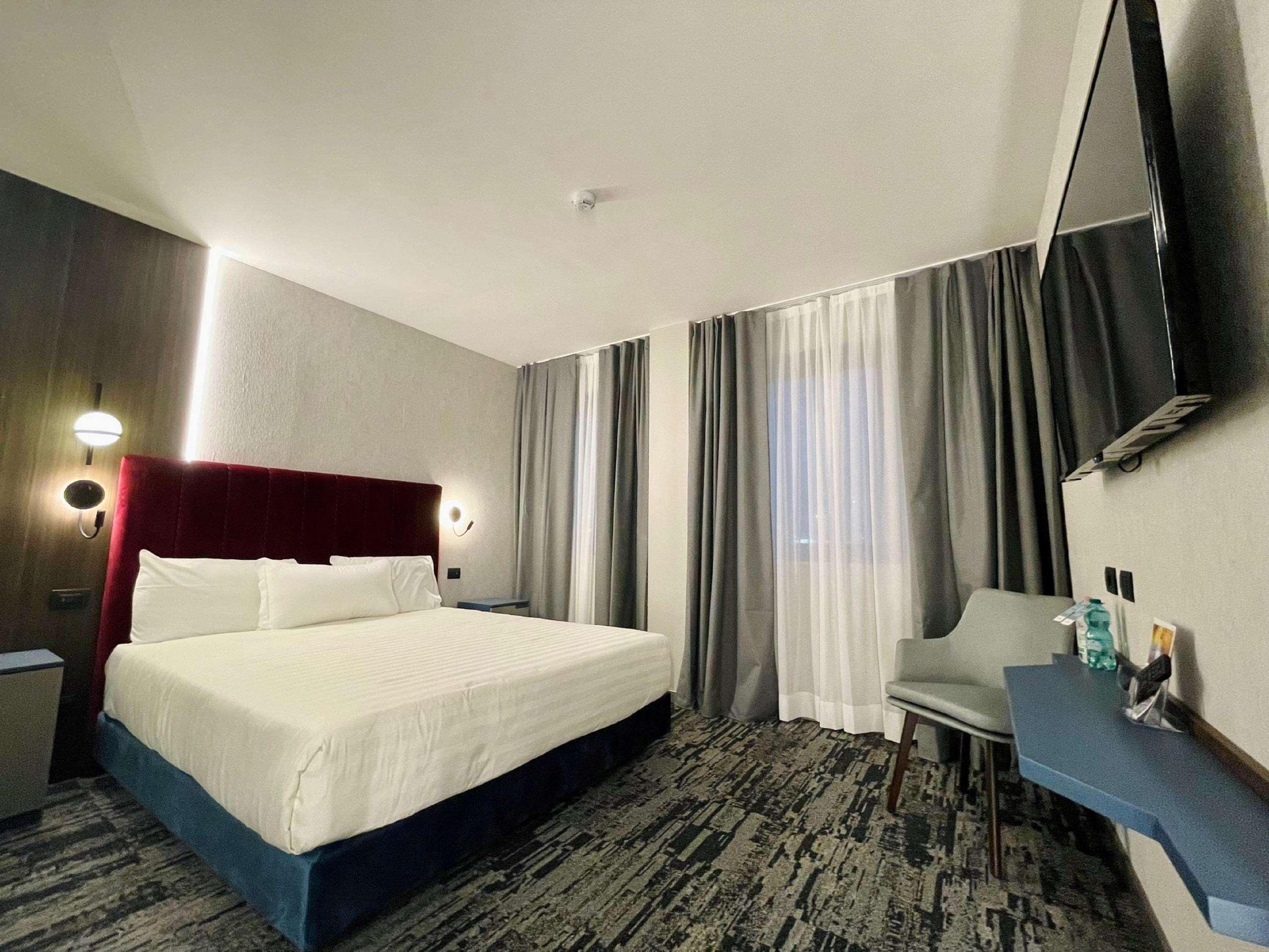 Mercure Leonardo Da Vinci Rome Airport Hotel